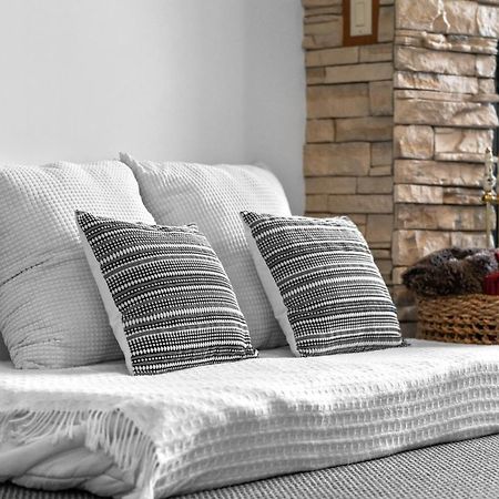 ⭐️ Luxury Mountain View Studio In Canmore ⭐️ Екстер'єр фото