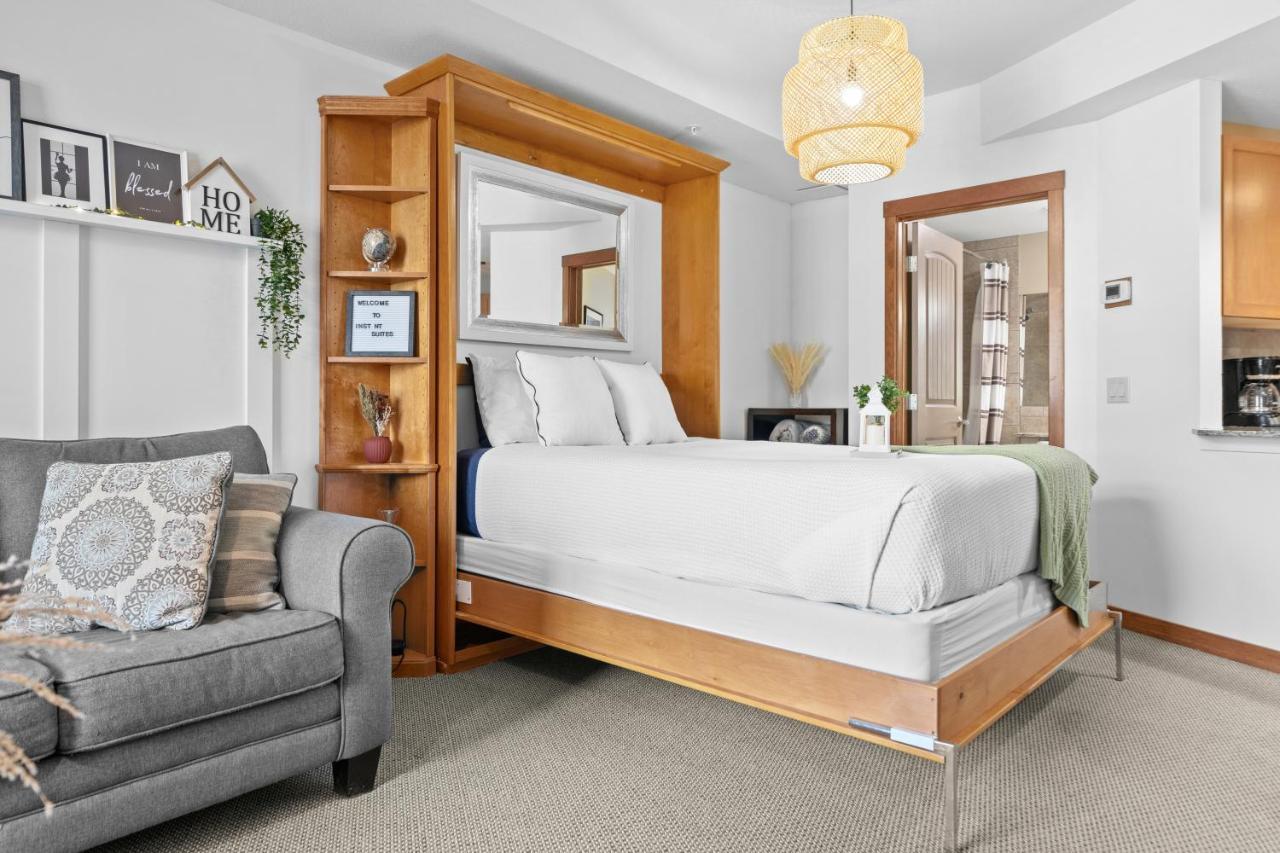 ⭐️ Luxury Mountain View Studio In Canmore ⭐️ Екстер'єр фото