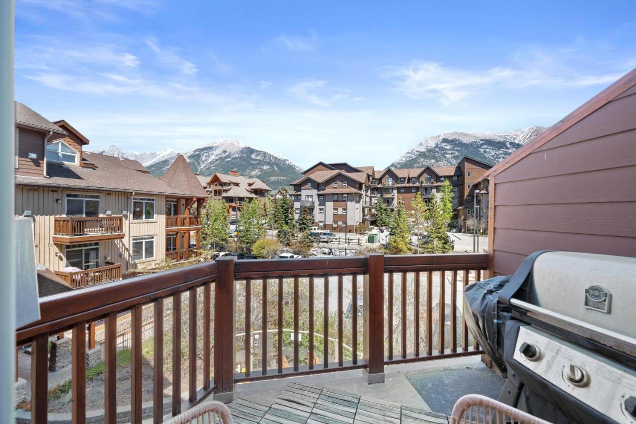 ⭐️ Luxury Mountain View Studio In Canmore ⭐️ Екстер'єр фото