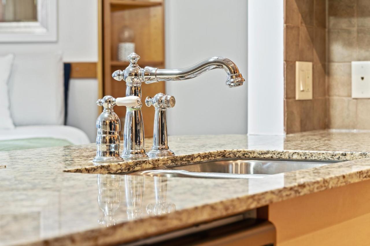 ⭐️ Luxury Mountain View Studio In Canmore ⭐️ Екстер'єр фото