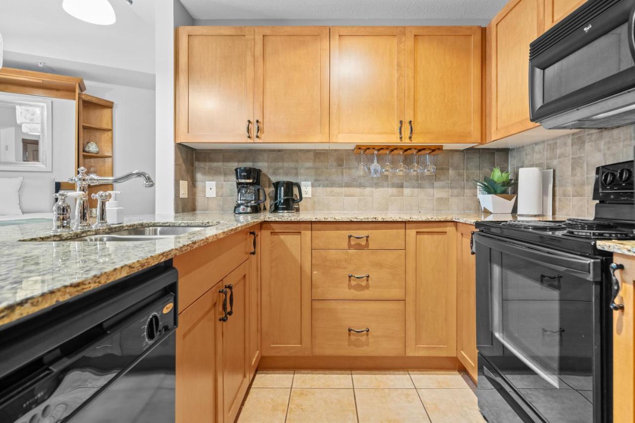 ⭐️ Luxury Mountain View Studio In Canmore ⭐️ Екстер'єр фото