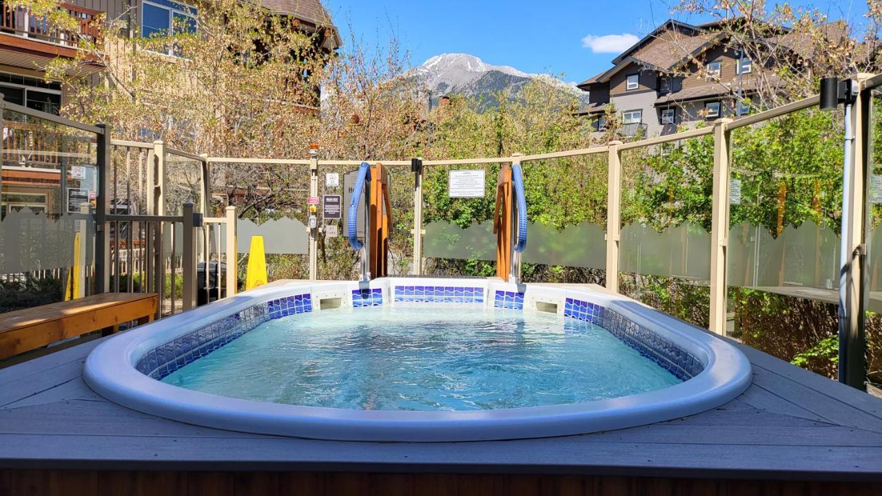 ⭐️ Luxury Mountain View Studio In Canmore ⭐️ Екстер'єр фото